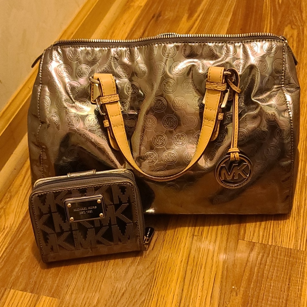 Michael kors purses